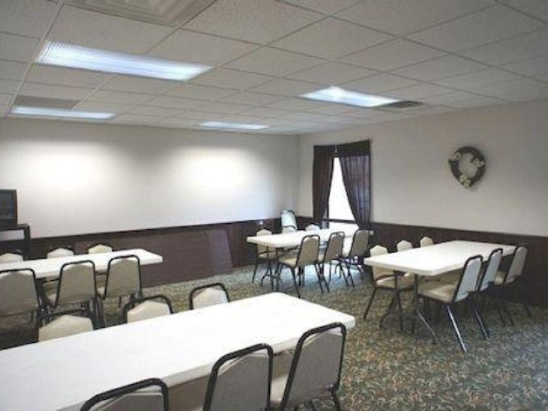 Econo Lodge Inn & Suites Wisconsin Dells Eksteriør billede
