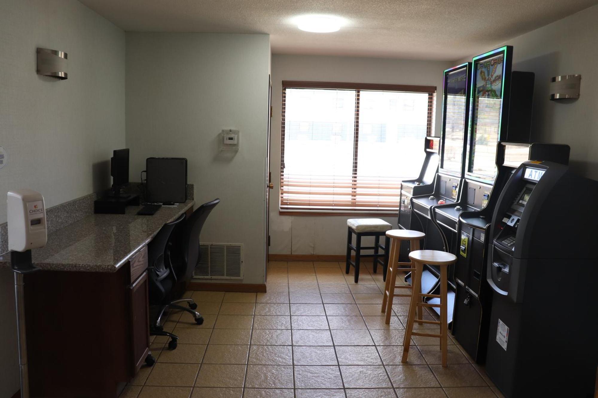 Econo Lodge Inn & Suites Wisconsin Dells Eksteriør billede